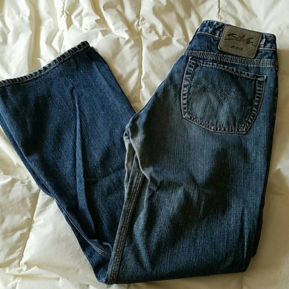 Silver Jeans Denim - Silver Jeans
• Boot cut